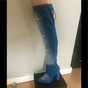 Size 8 over the knee stretchy boots blue new, box